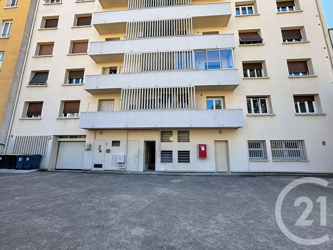 Appartement à LYON-7E