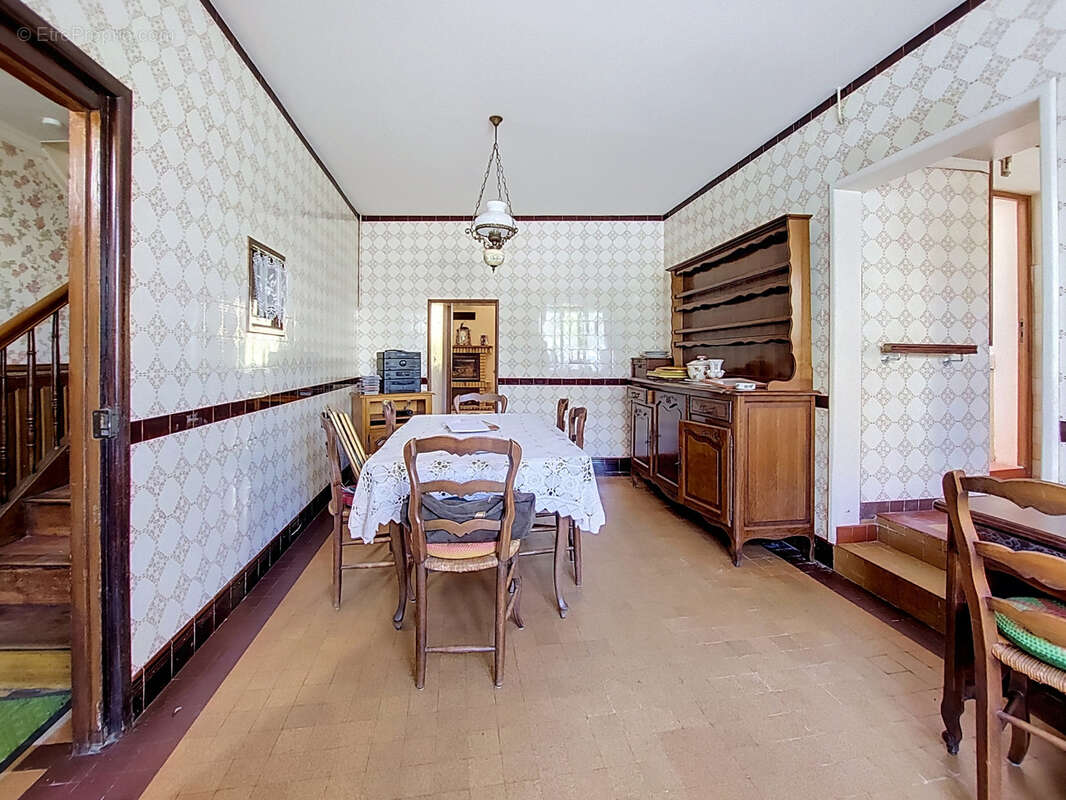 PLOUARET : Maison familiale en pierre à rénover - photo 2