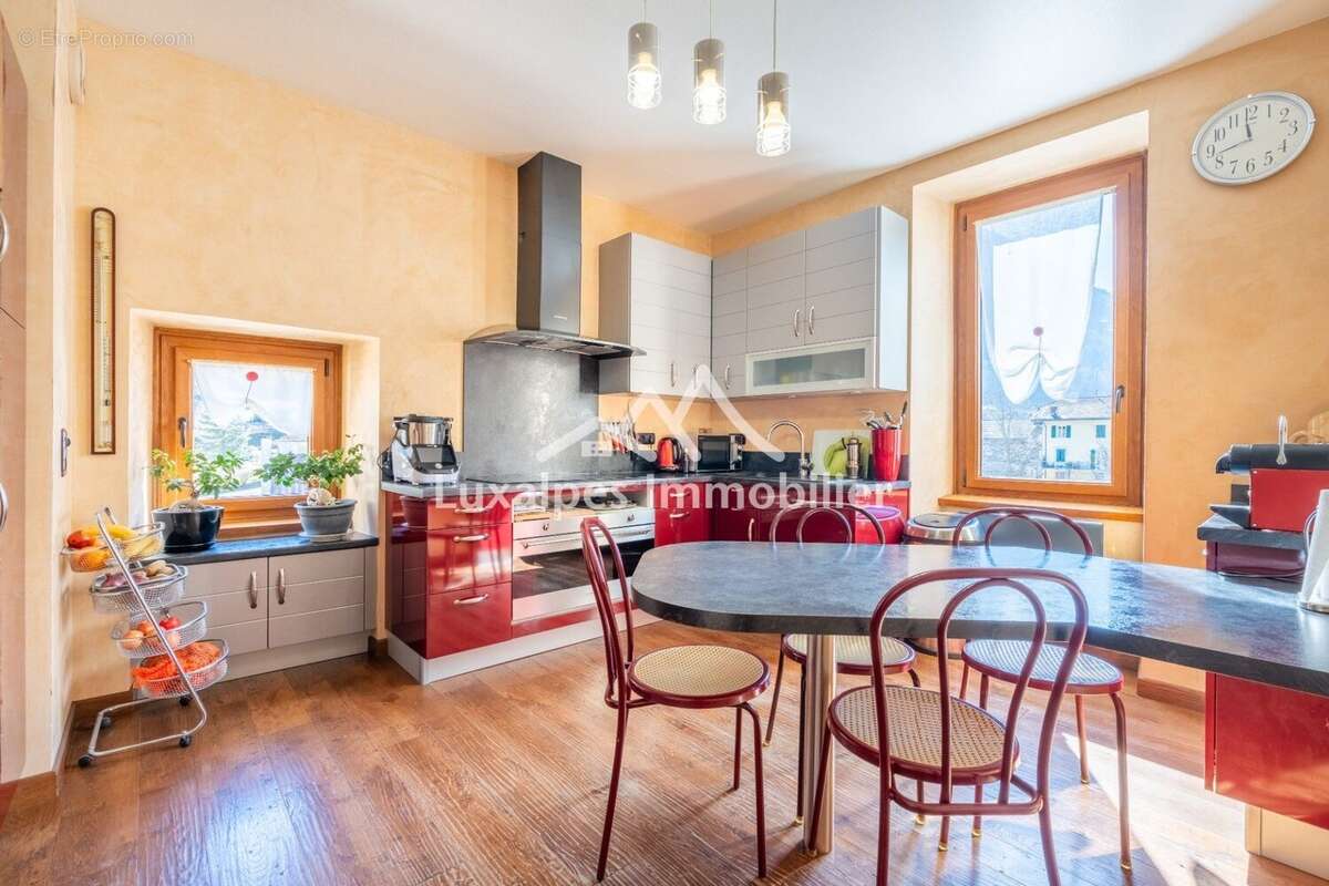 Appartement à BONNEVILLE