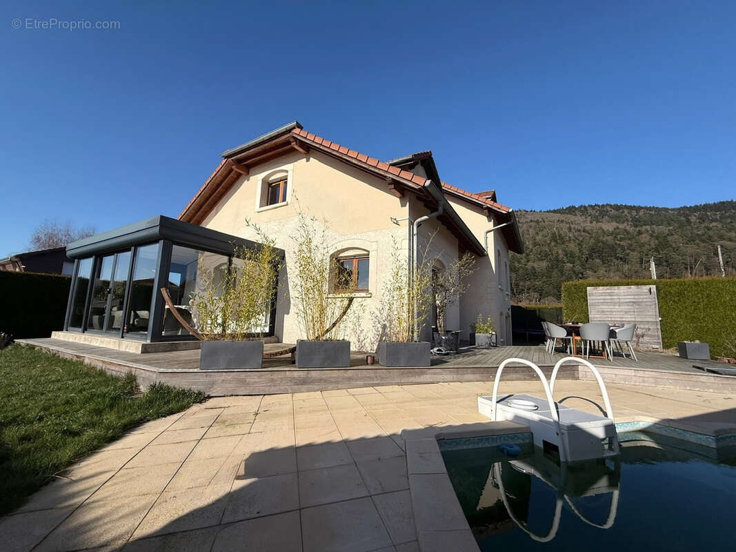 Maison à SAINT-ETIENNE-LES-REMIREMONT