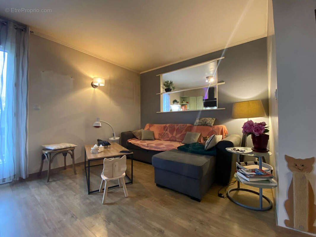 Maison à NEUILLY-SAINT-FRONT