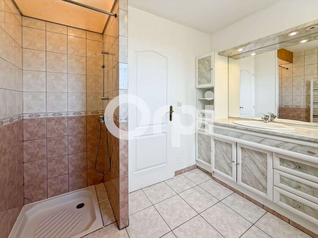 VENTE d'une maison F4 (101,2 m²) à RUOMS sur un terrain de 1125m² - photo 11