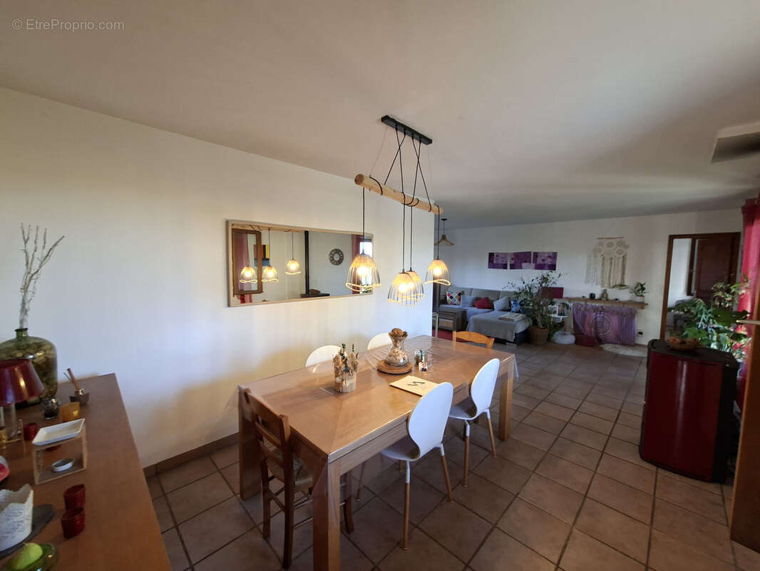 Maison à MIRANDE