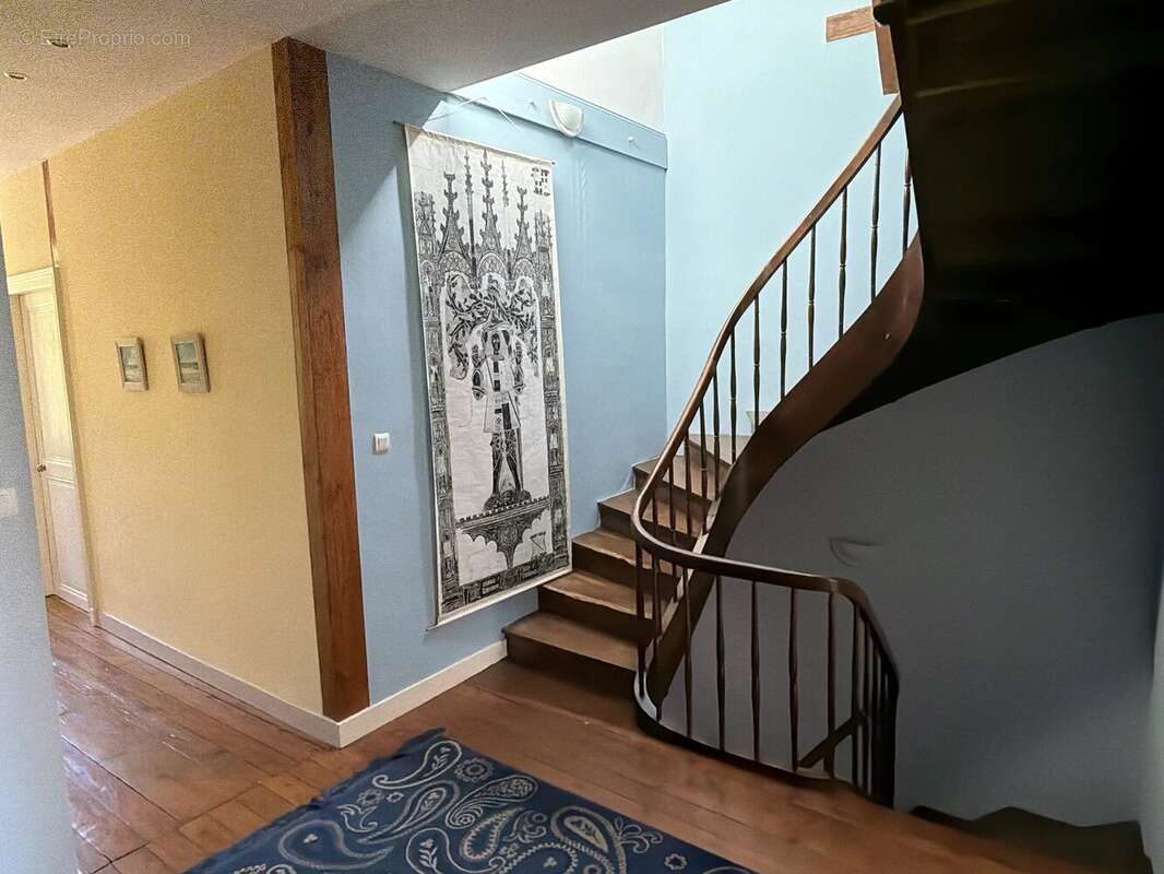 Maison spacieuse de 4 à 5 chambres, cuisine équipée, grands jardins - photo 12