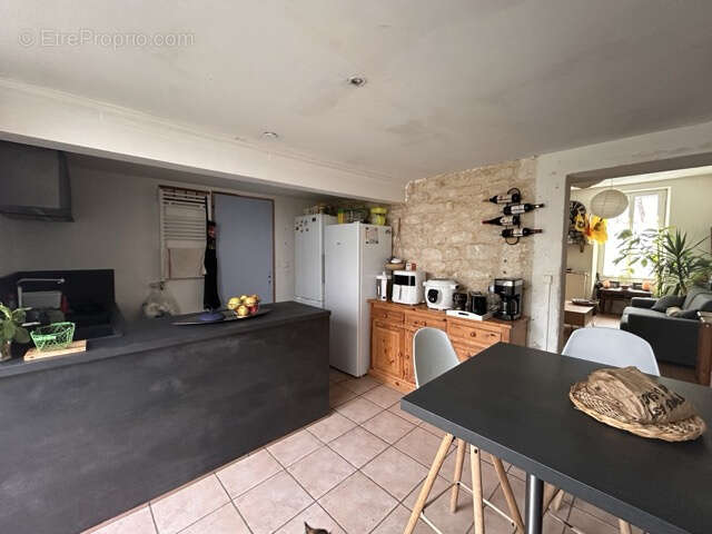 Maison à FONTENAY-LE-COMTE