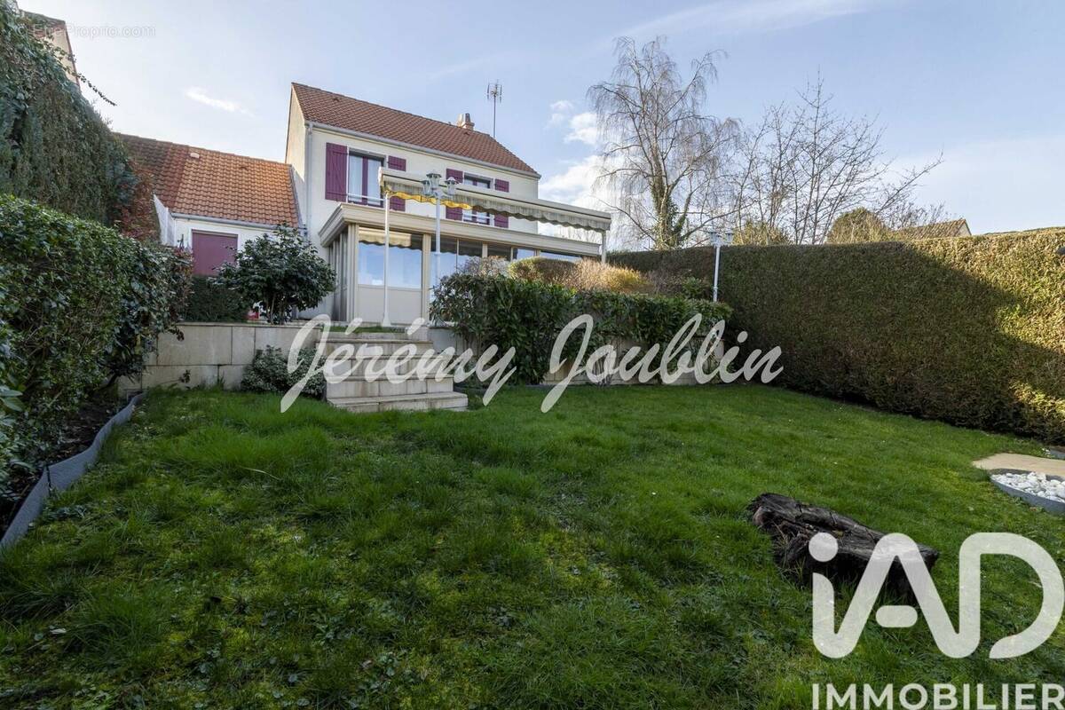 Photo 1 - Maison à JOUY-LE-MOUTIER