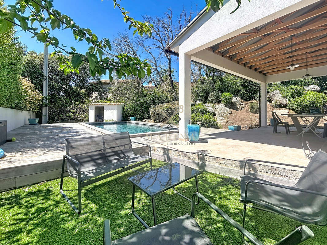 Maison à PORTO-VECCHIO