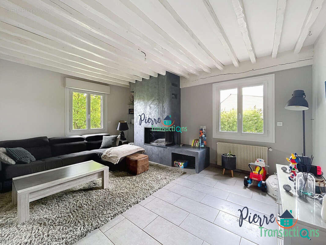 Maison 200 m² à Lillebonne  - photo 4