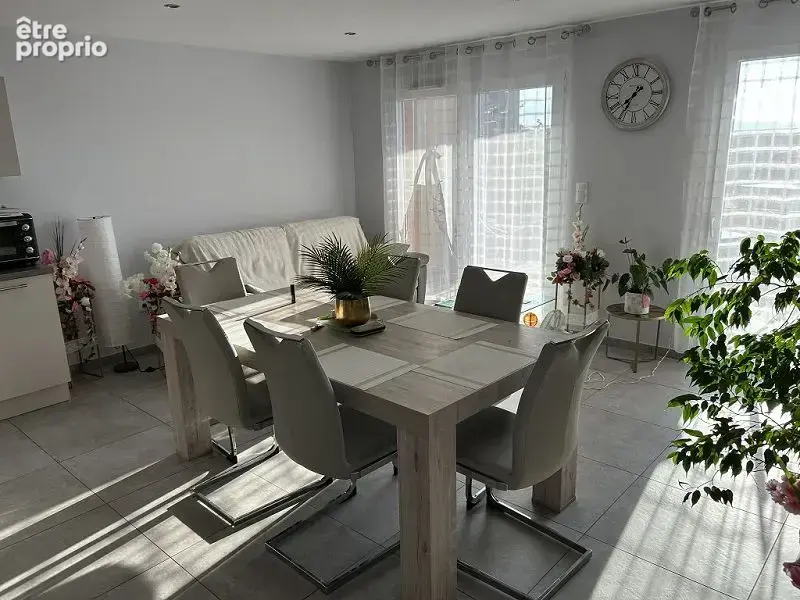 Appartement 54 m² à Chazelles-Sur-Lyon  - photo 3