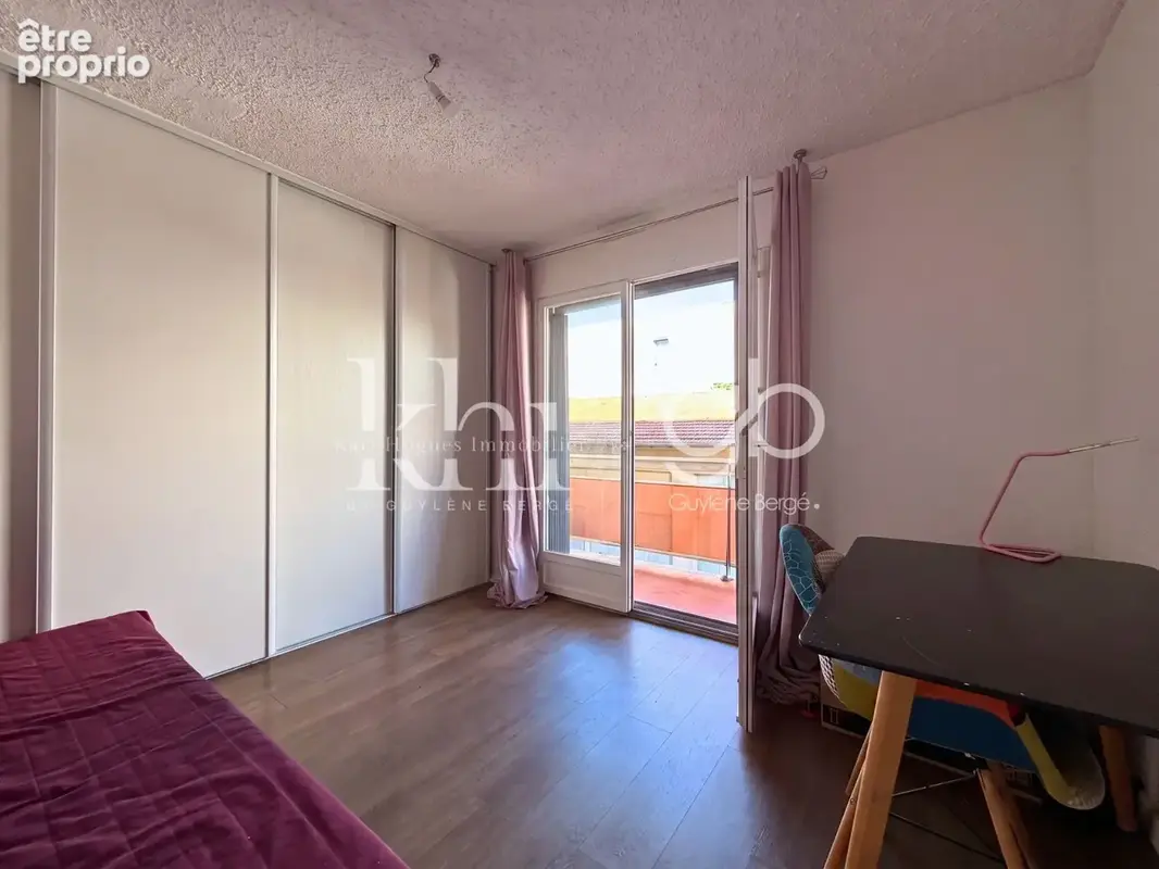 Appartement T3 traversant de 75 m2 à MONTPELLIER - 2 balcons et stationnements - photo 6