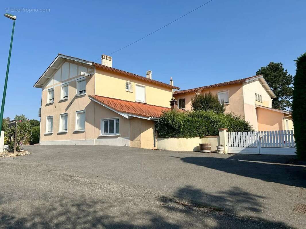 Maison à GARLIN