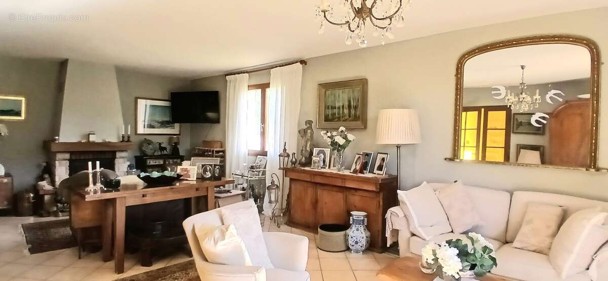 Maison à BIZE-MINERVOIS