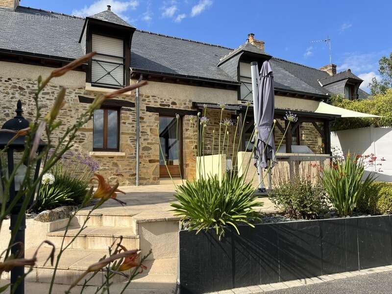 Maison à CHATEAUGIRON