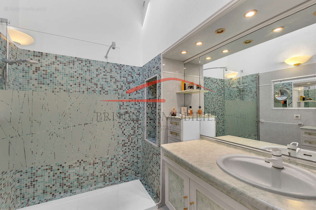 Maison à LA COLLE-SUR-LOUP