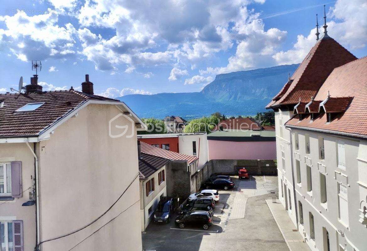 Appartement à DOMENE