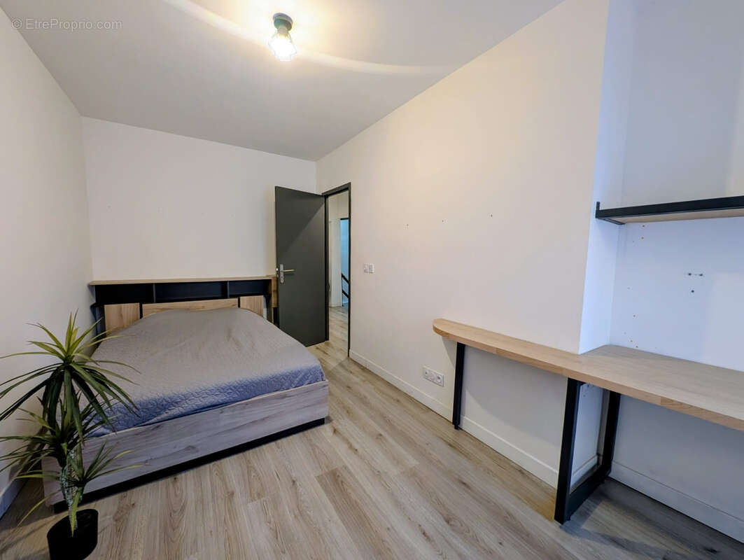 Maison à CONILHAC-CORBIERES