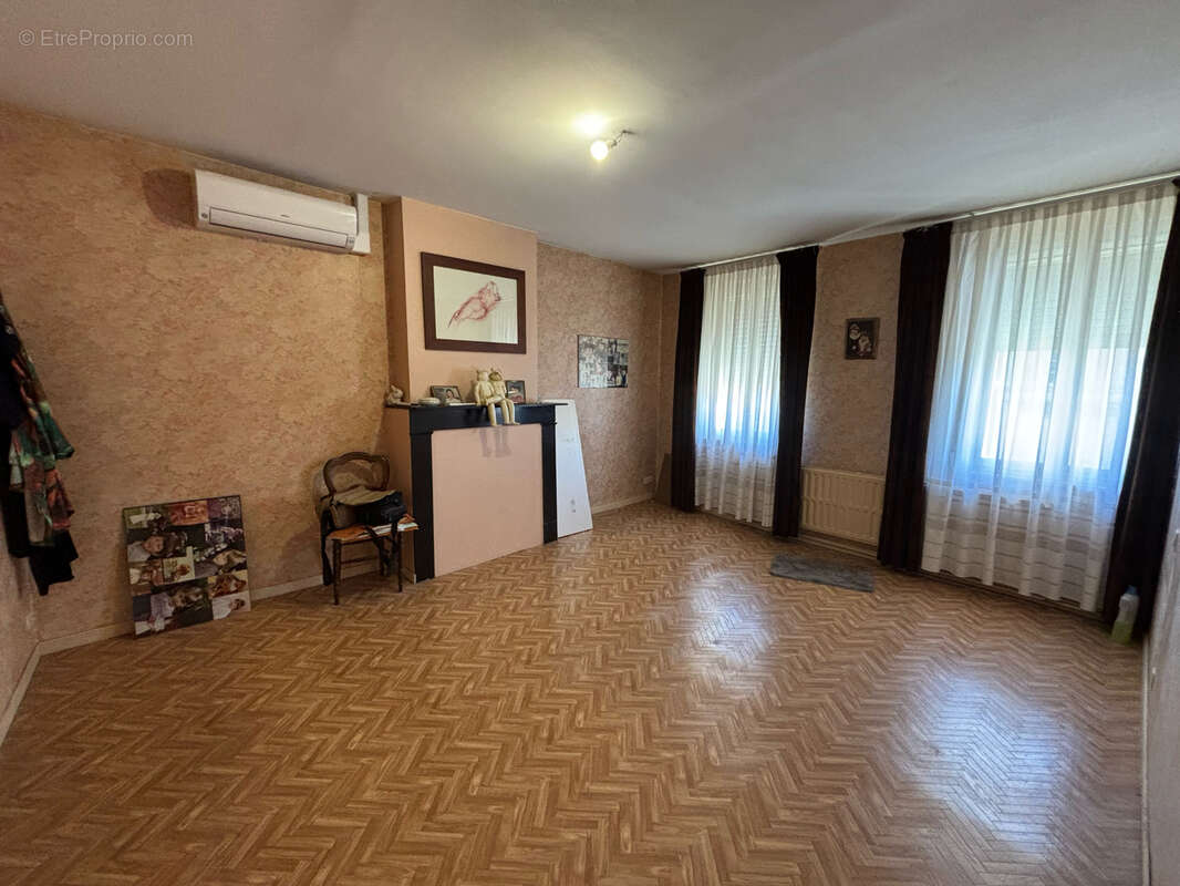 Maison à BRUAY-SUR-L'ESCAUT