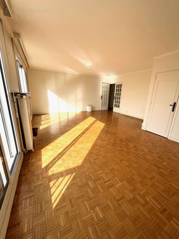 Appartement à BOIS-COLOMBES