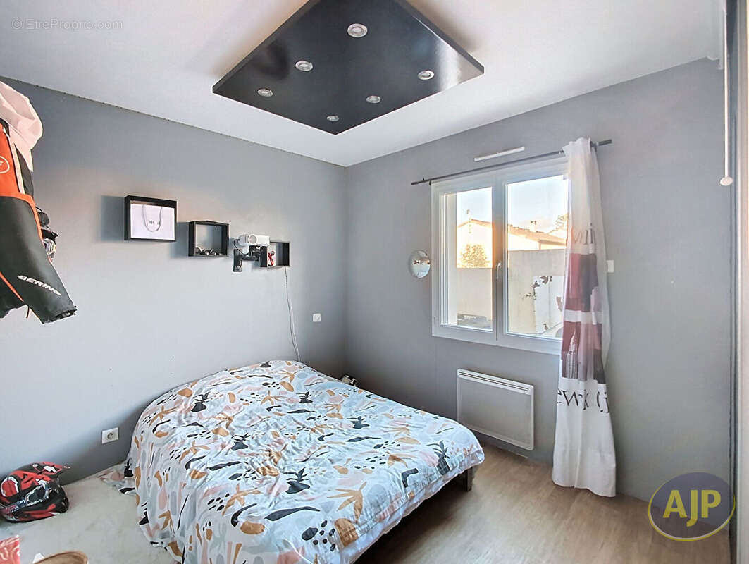 Maison à VIEILLEVIGNE