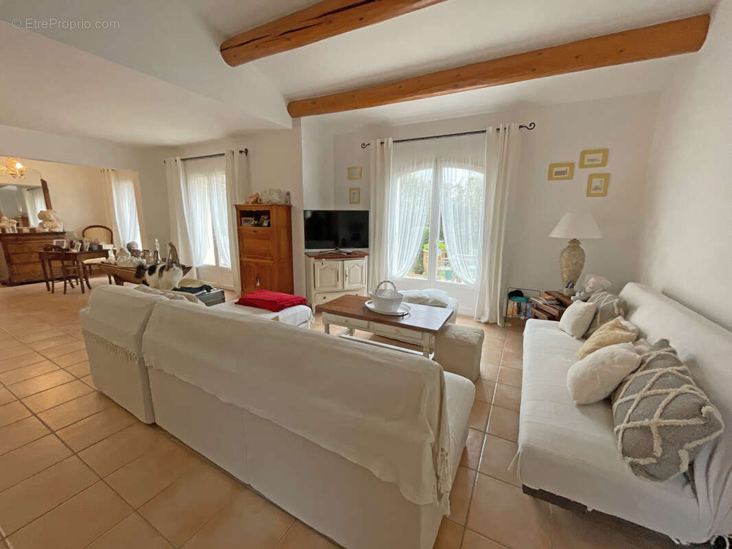 Maison à SERNHAC