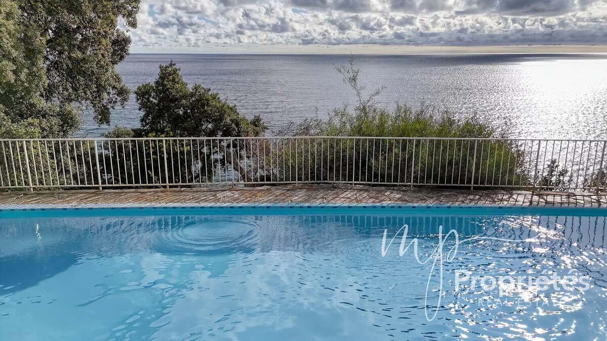 Maison à LA CROIX-VALMER