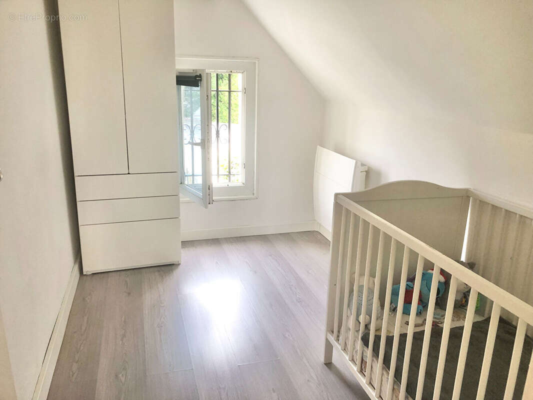 Maison individuelle 4 pieces/ 3chambres sarcelles village - photo 9