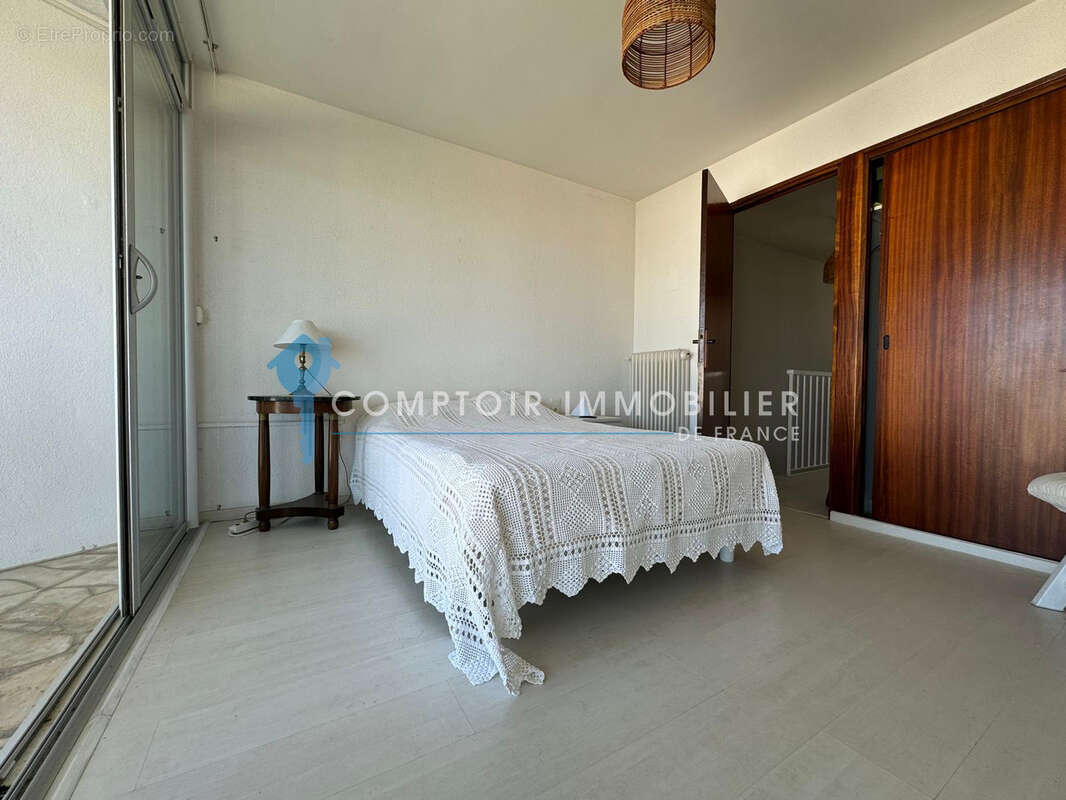 Duplex p3 vue mer avec place de parking. - photo 14
