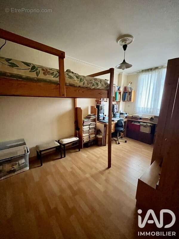 Appartement 81 m² à Evry  - photo 7