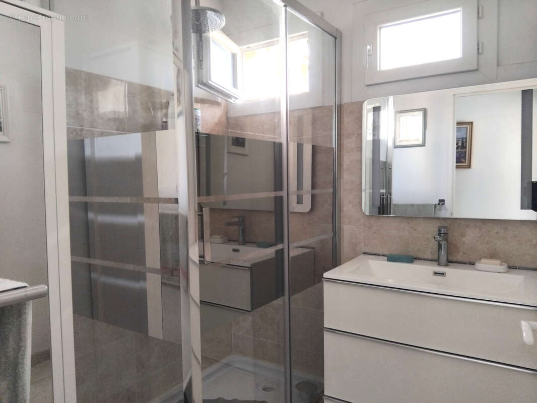 Appartement de Standing et moderne refait entièrement à neuf  - IDEAL POUR INVESTISSEUR - photo 5