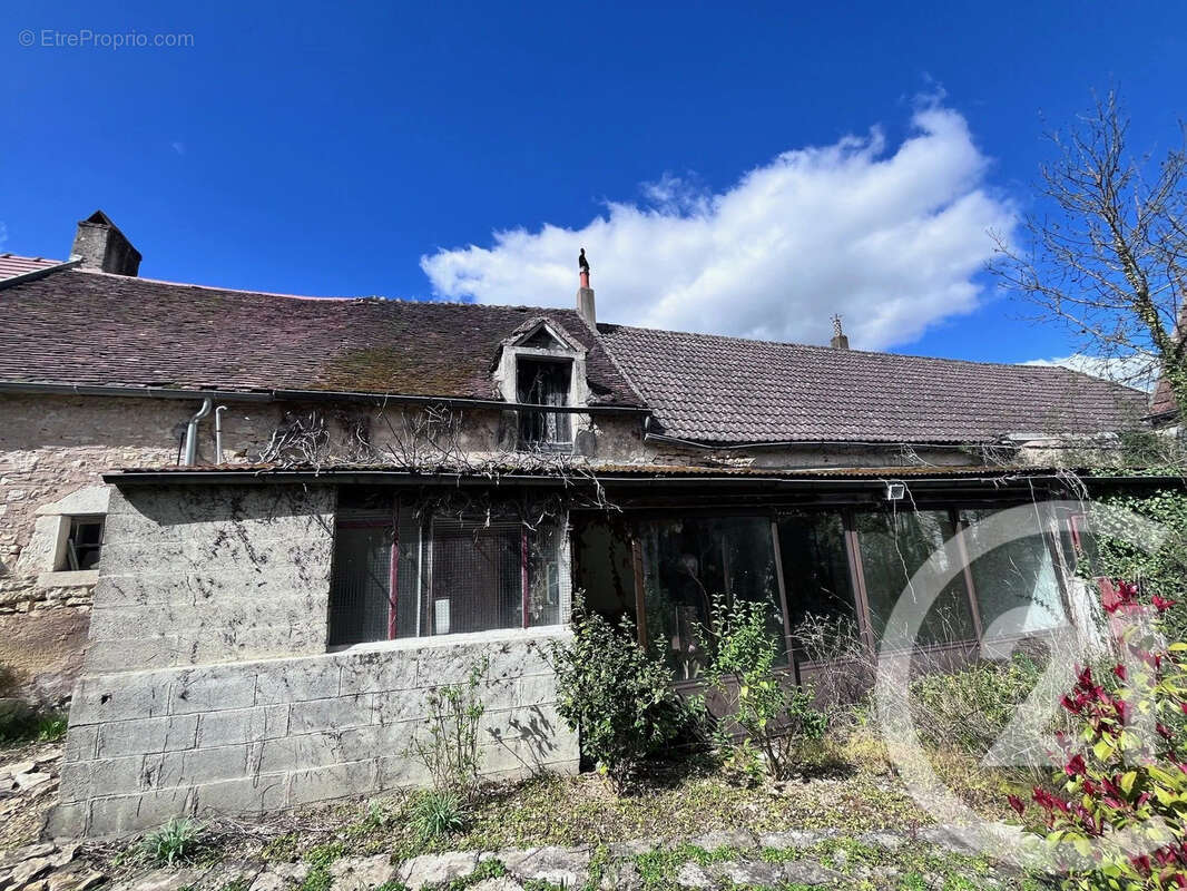 Maison à POUSSEAUX