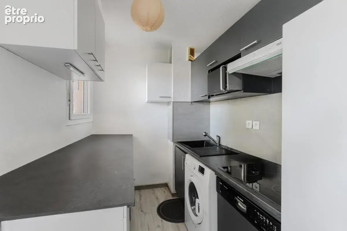 Appartement T3 avec terrasse Sud-Est et climatisation — Bruguières centre - photo 6