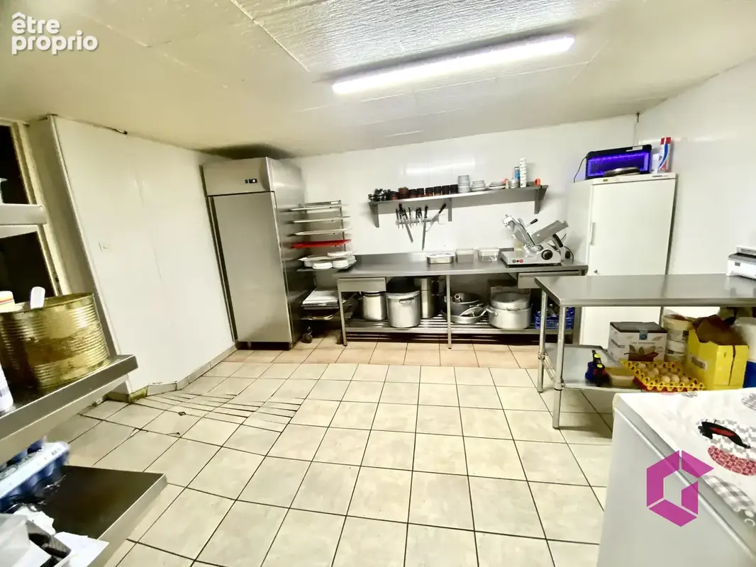 À VENDRE : Fonds de commerce Restaurant avec Licence IV   Annonay (07) - photo 7