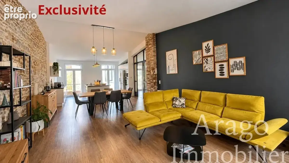 Maison de charme à vendre à Claira - photo 2