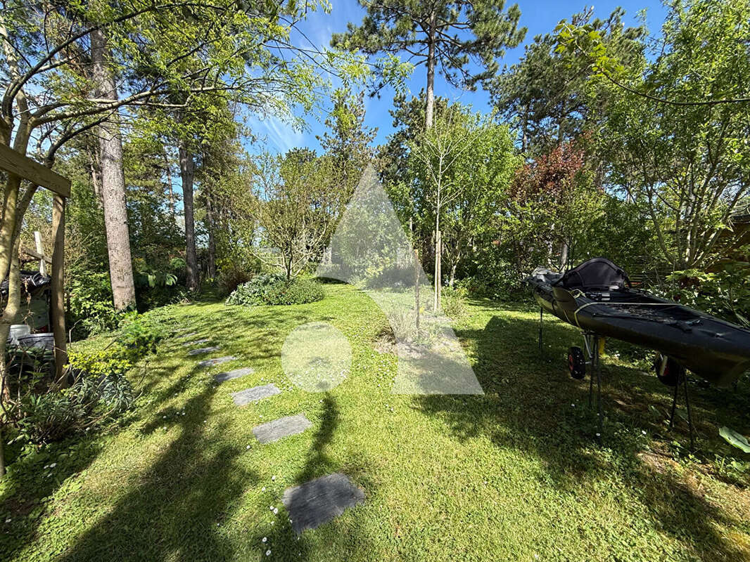 Maison à MORNAC-SUR-SEUDRE