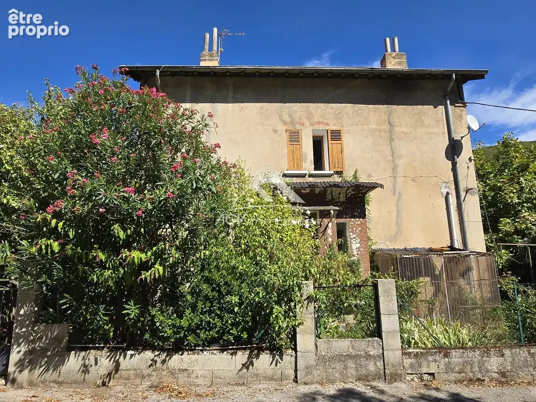 Maison à LES MAGES