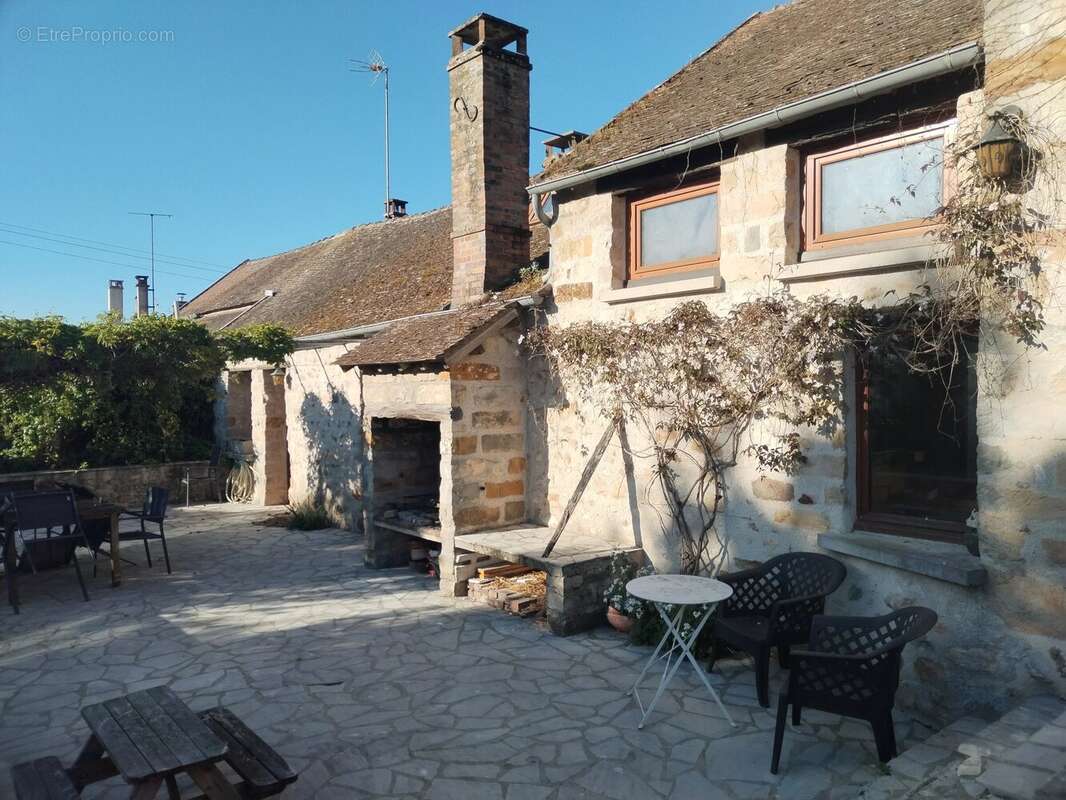 Maison à VILLEMER