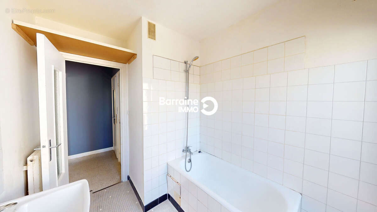 A vendre exclusivite brest saint michel appartement t1 bis 35m² - photo 11