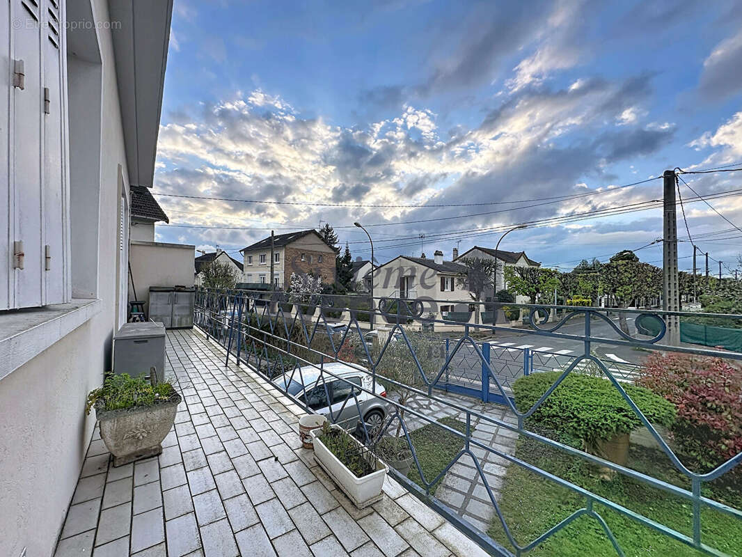 Maison à NOISY-LE-GRAND