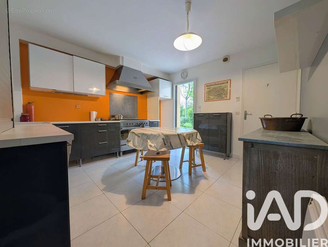 Photo 5 - Maison à SAINT-GONDRAN