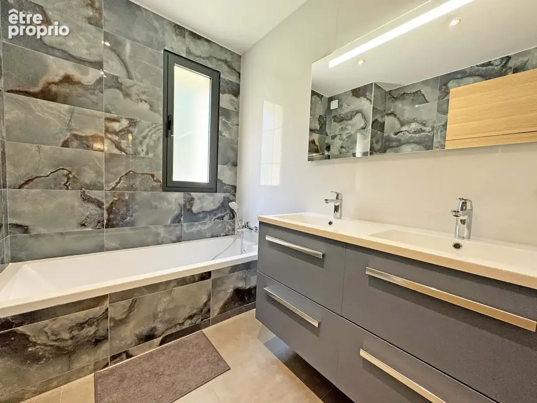 Vence - Villa contemporaine de 225 m2 avec vue mer - photo 14