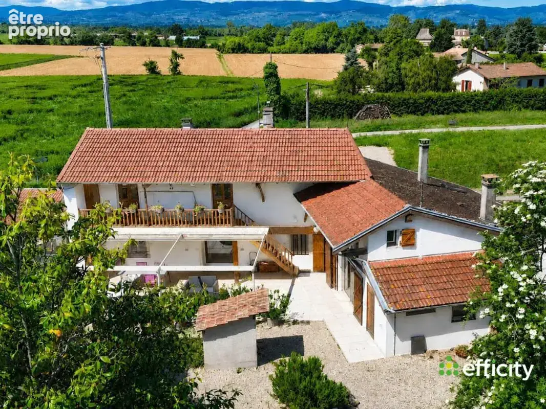 Maison 210 m² à Saint-Didier-Sur-Chalaronne  - photo 18