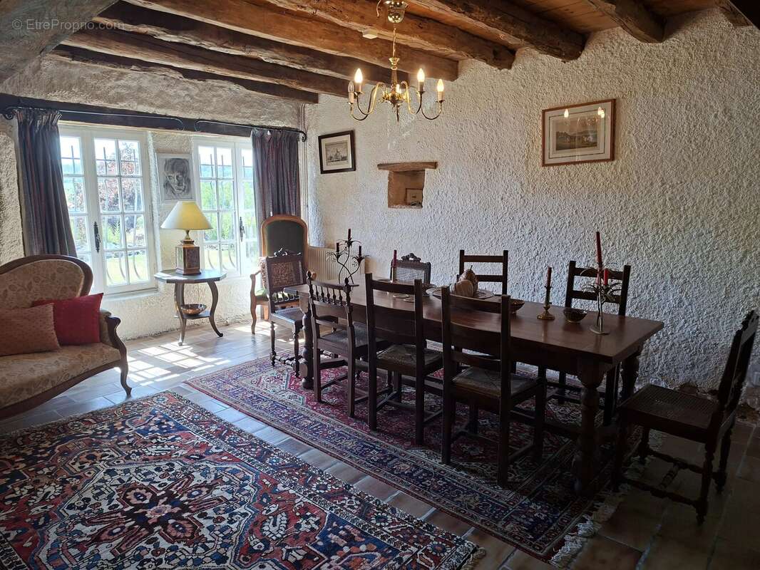 Maison de village historique avec une magnifique piscine - photo 9