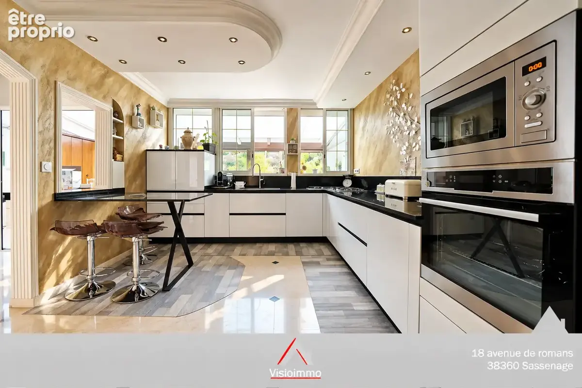 Maison mitoyenne 5P de 136 m2 avec jardin Sassenage Plaine - photo 9