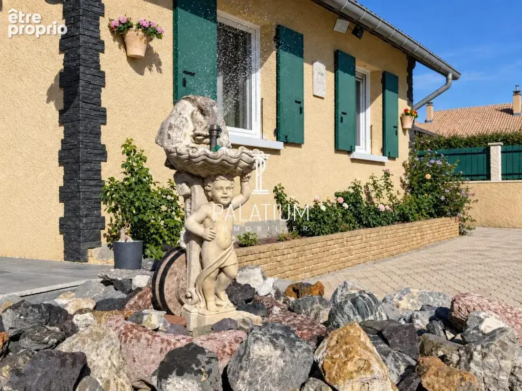 Espace et piscine : la maison de famille idéale - photo 5