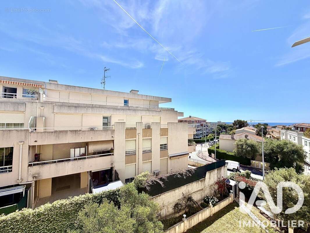 Photo 4 - Appartement à SAINT-LAURENT-DU-VAR
