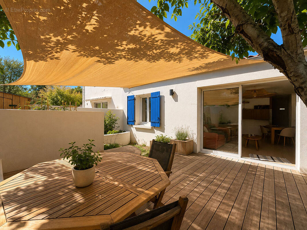 Maison à DOMPIERRE-SUR-MER