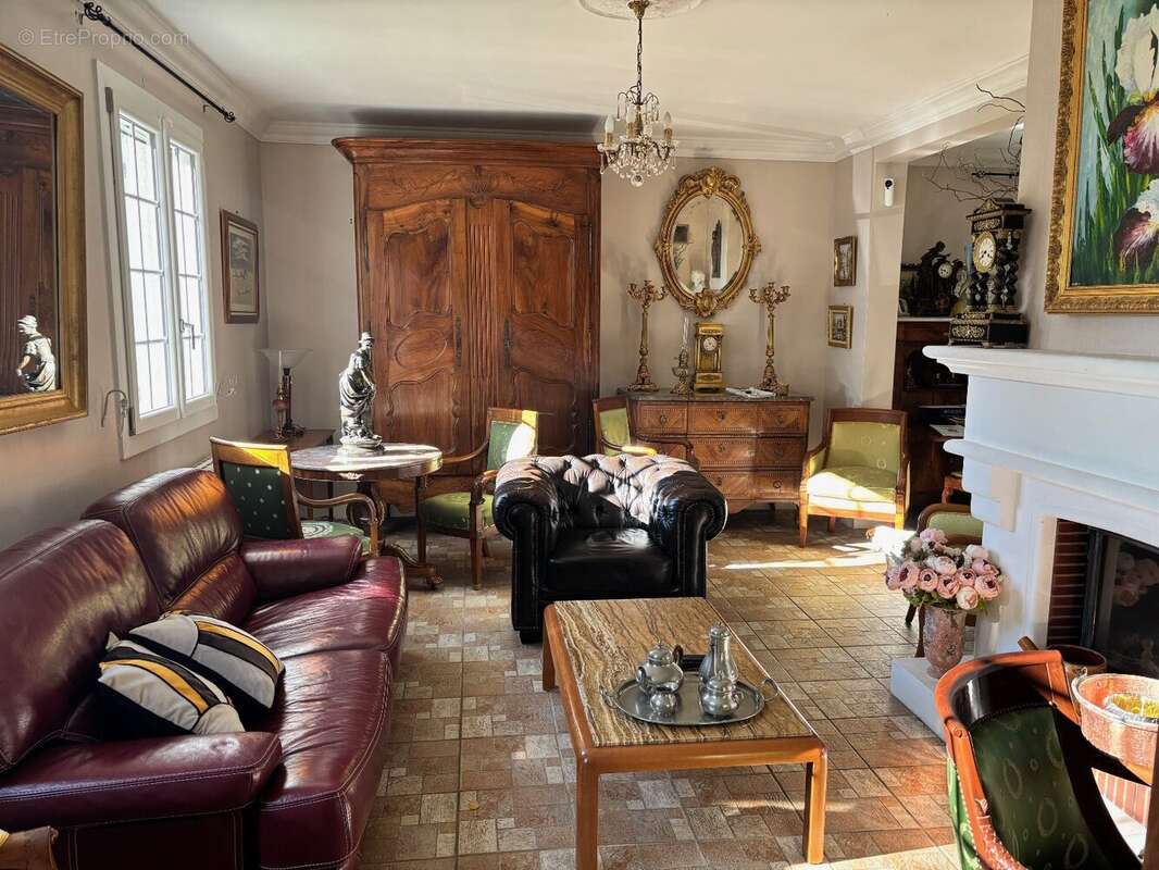 Maison à SOUDAINE-LAVINADIERE