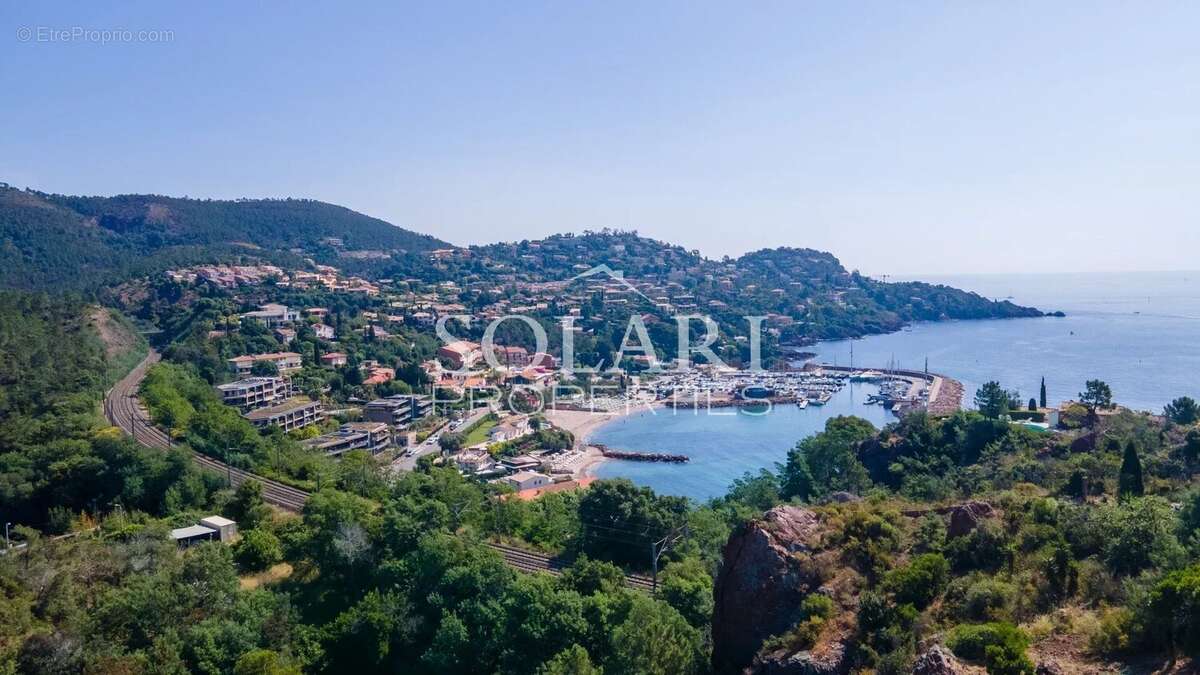 Maison à THEOULE-SUR-MER