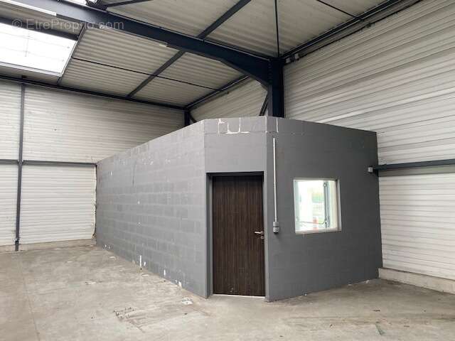 Commerce à GUICHAINVILLE