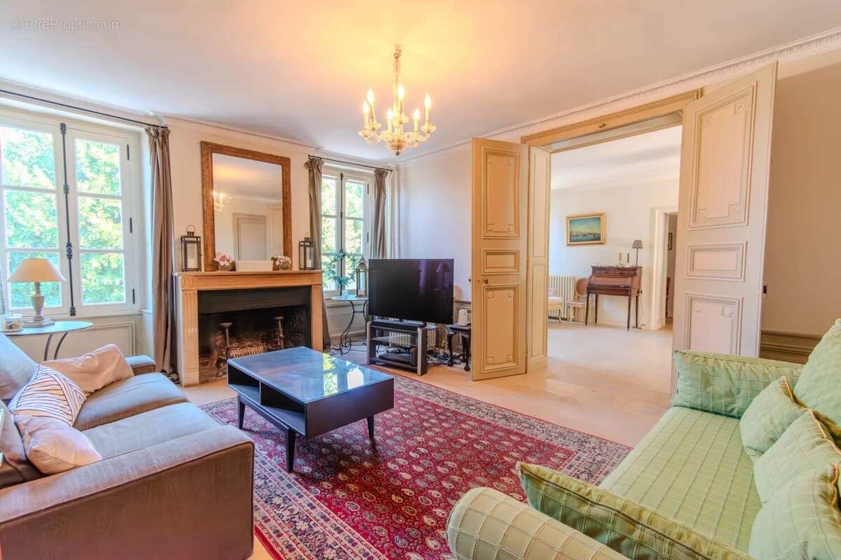 Maison 309 m² à Ecouen  - photo 2